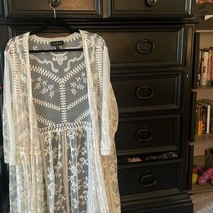 Gently worn lace kimono. Size 22/24 from lane Bryant